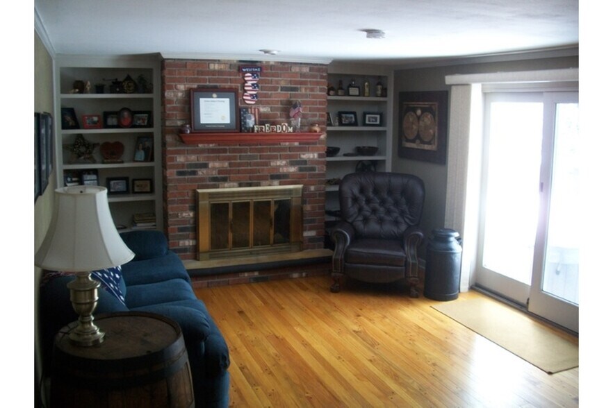 Building Photo - 7733 Fireside Dr