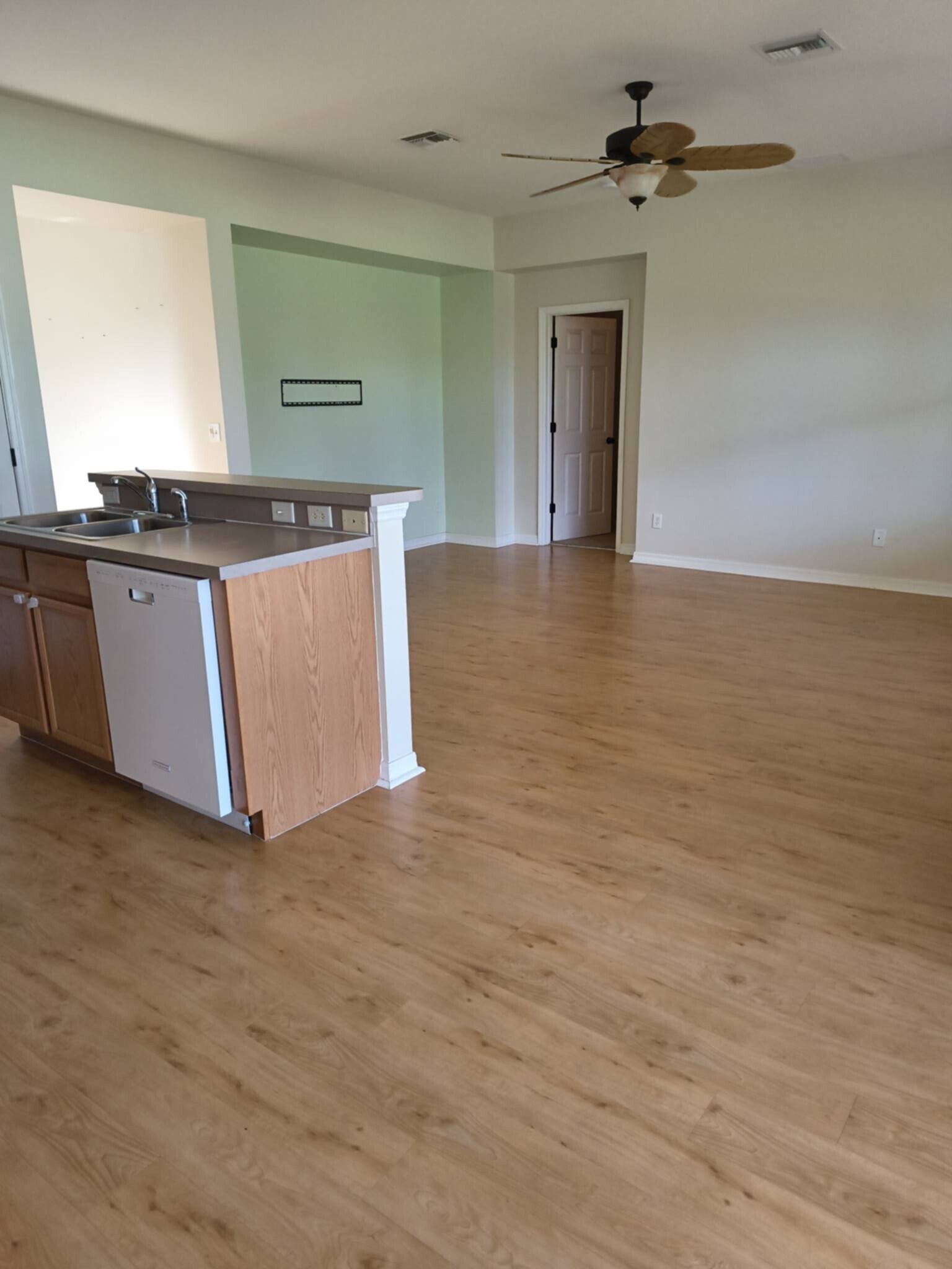Building Photo - 25199 Chiclayo Ave