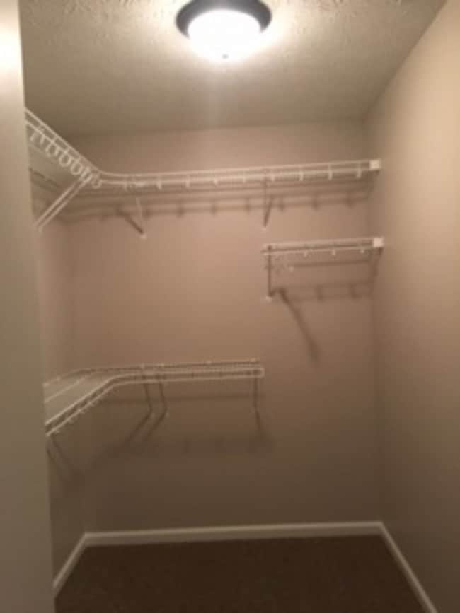 Building Photo - 321 Lauren Cir Dr