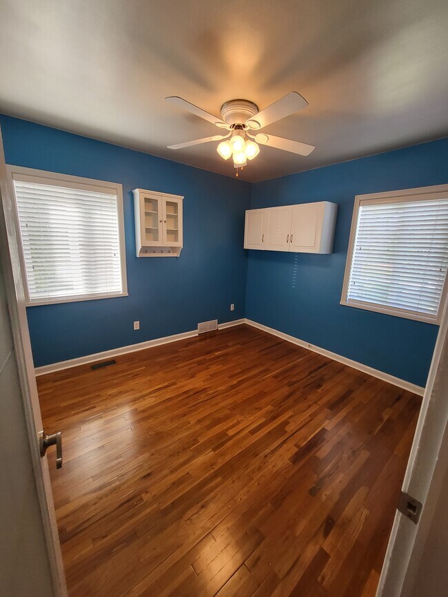 Building Photo - 1898 S Nevada St