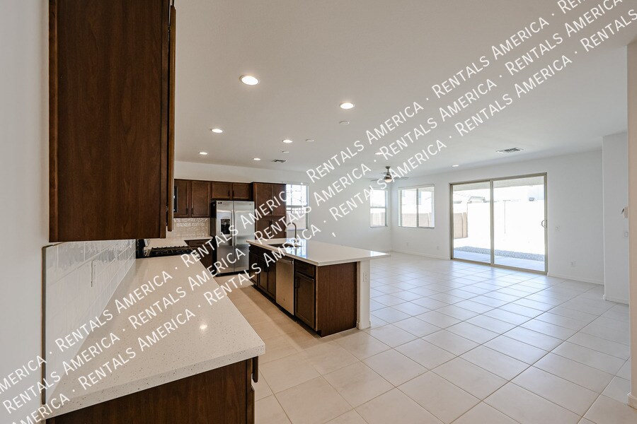 Building Photo - 14750 W Gray Fox Trl