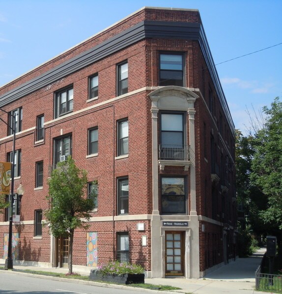 Building Photo - Ridge-Magnolia