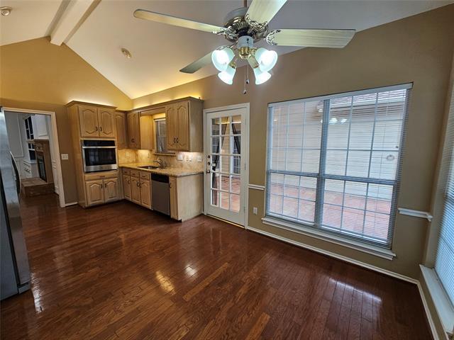 Building Photo - 2544 Cattail Ln