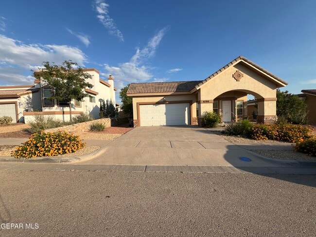 Primary Photo - 6700 Hermoso Del Sol Dr