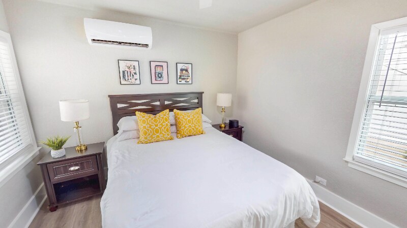 Building Photo - 128 Claremont Ave