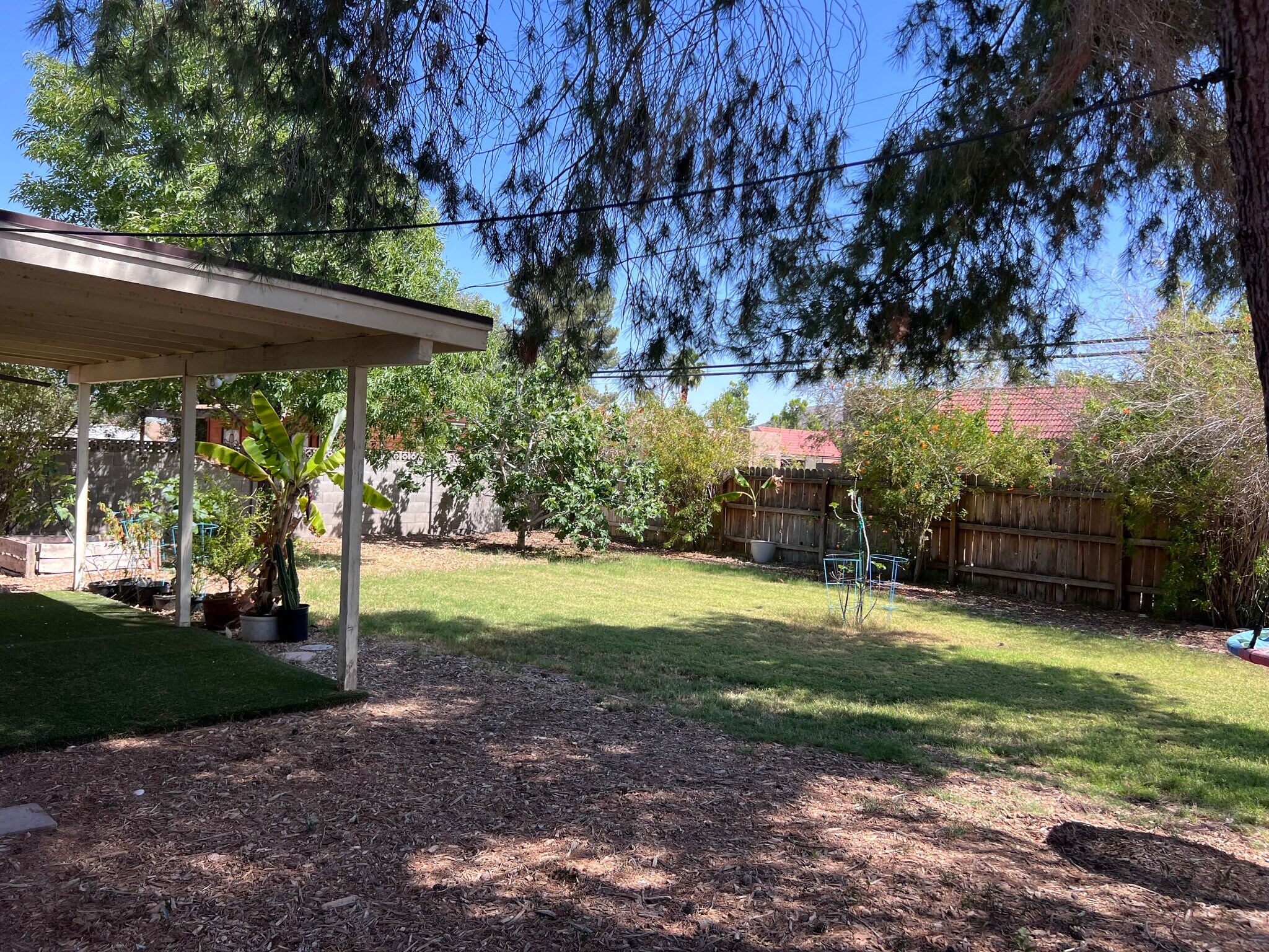 Building Photo - 3015 E Desert Cove Ave