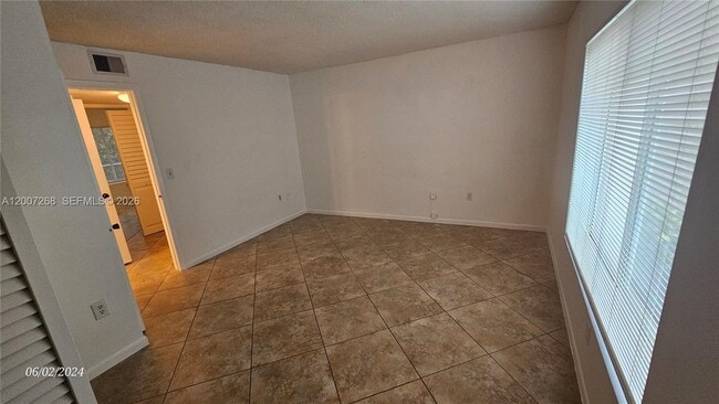 Building Photo - 815 Boynton Beach Blvd