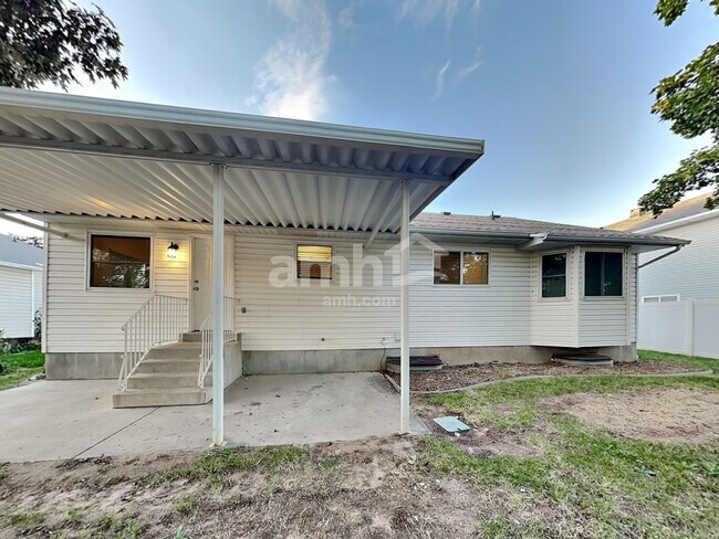 Building Photo - 2789 W 1100 N