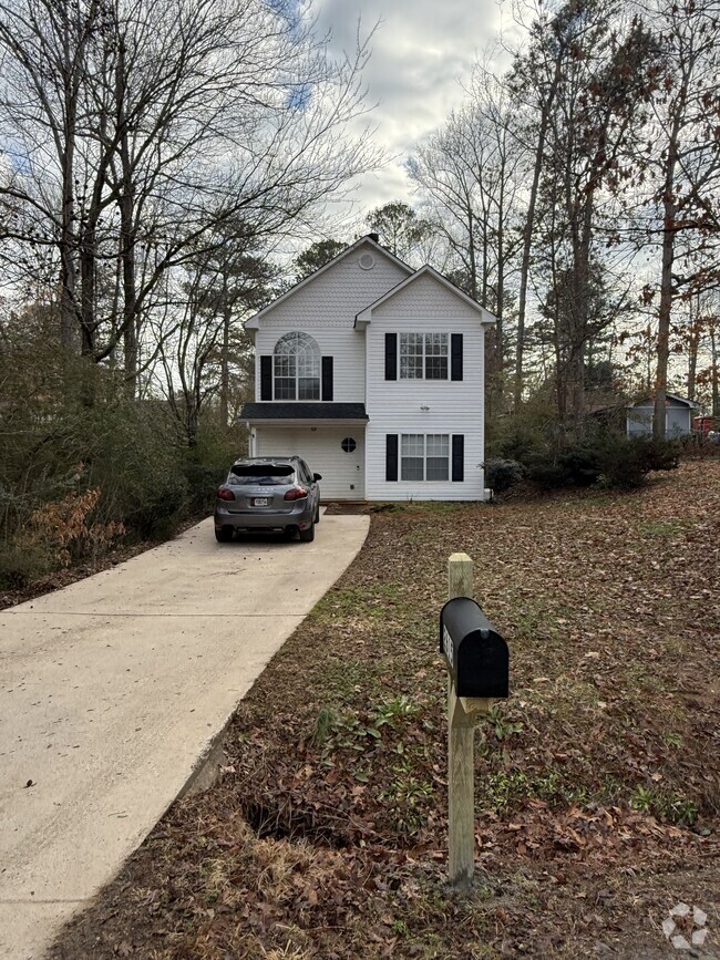 Building Photo - 2615 Impala Drive