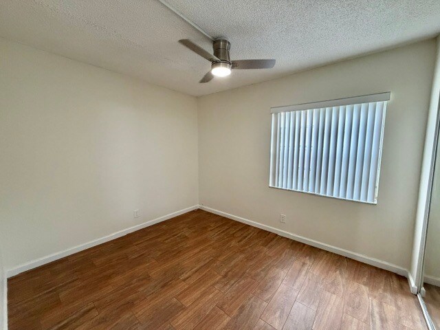 Guest Bedroom - 819 Twin Lakes Dr
