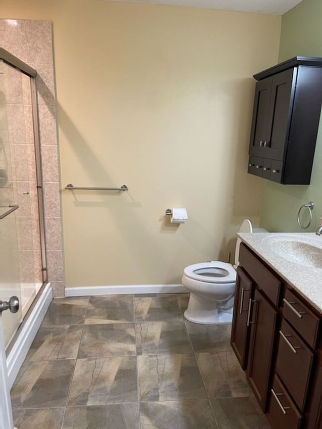 Building Photo - Location Location Location!!!