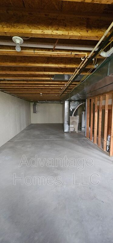 Building Photo - 809 Midjay Dr