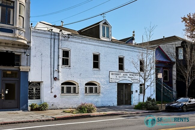 Building Photo - Newly Built Super-Lux Home in Repurposed Winery Complex