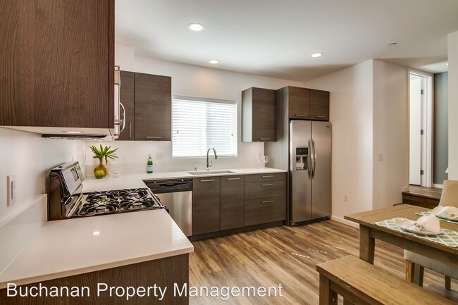 Building Photo - 2902-2912 Jarvis St