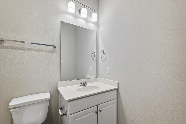 Building Photo - 2131 Islawild Wy