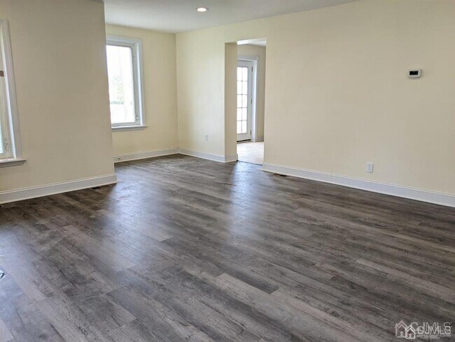 Building Photo - 120 Plainfield Ave
