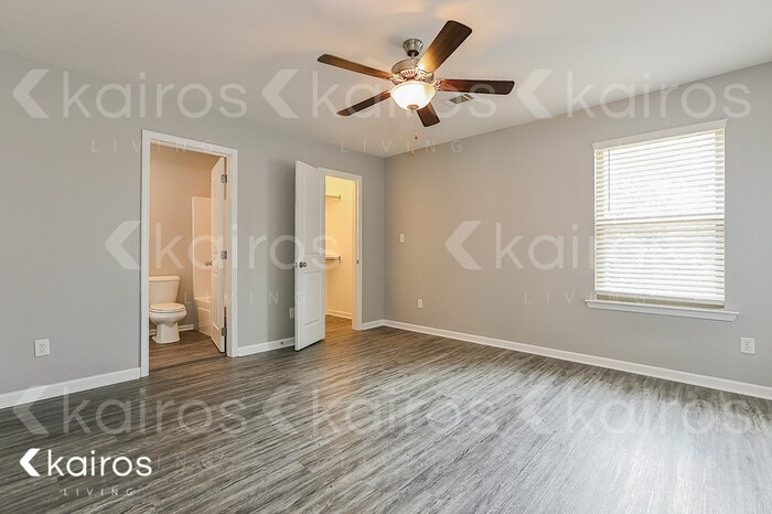 Building Photo - 1918 Perry St