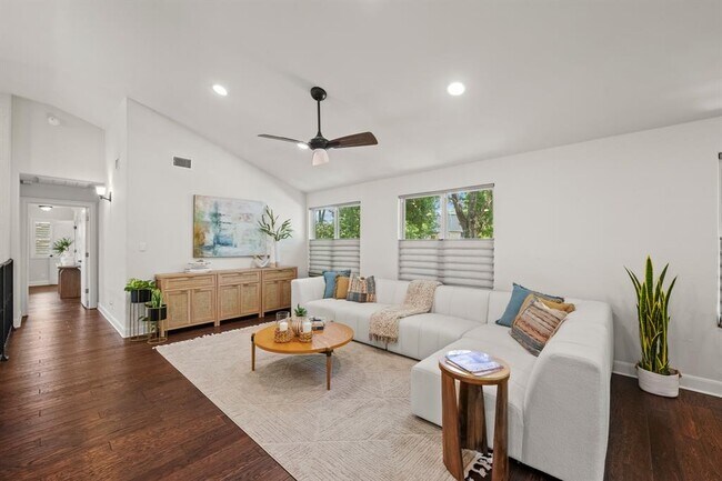 Building Photo - 2307 Alta Vista Ave