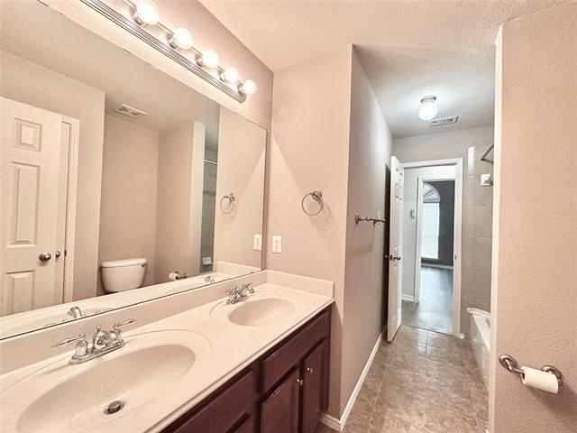 Building Photo - 9708 Grassland Dr