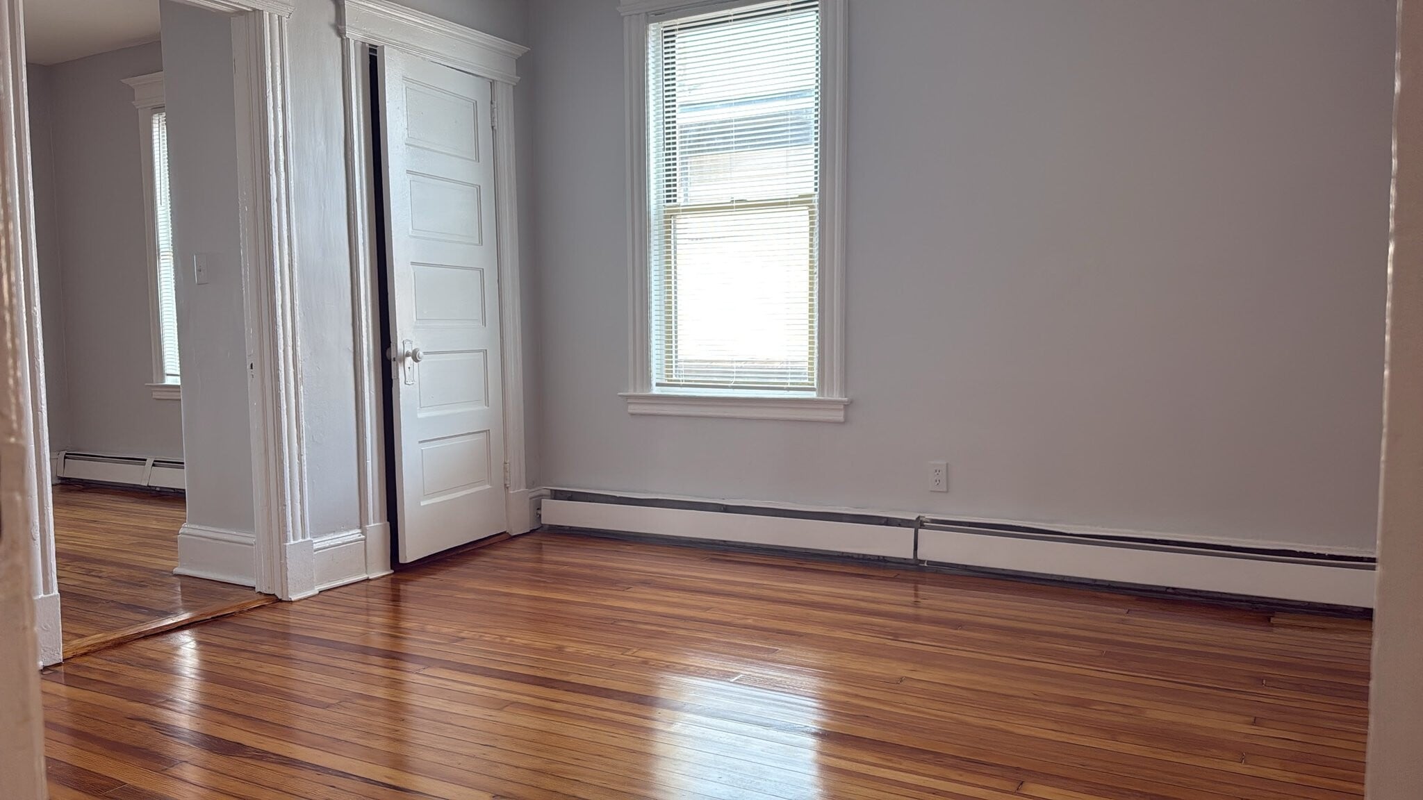 Building Photo - 464 Wethersfield Ave