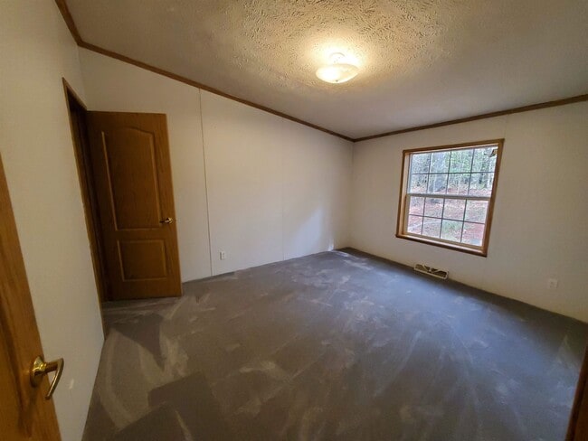 Building Photo - 42 Serendipity Ln