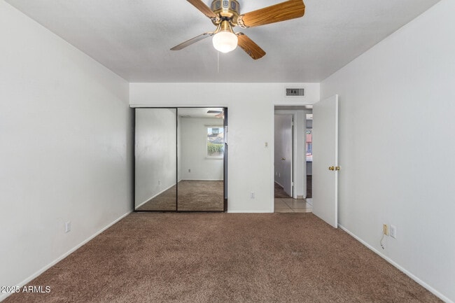 Building Photo - 1348 E Broadmor Dr