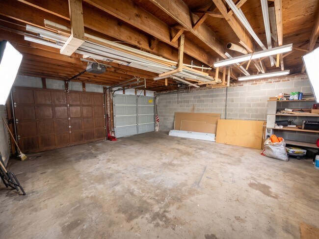 Building Photo - 7930 McKaig Rd