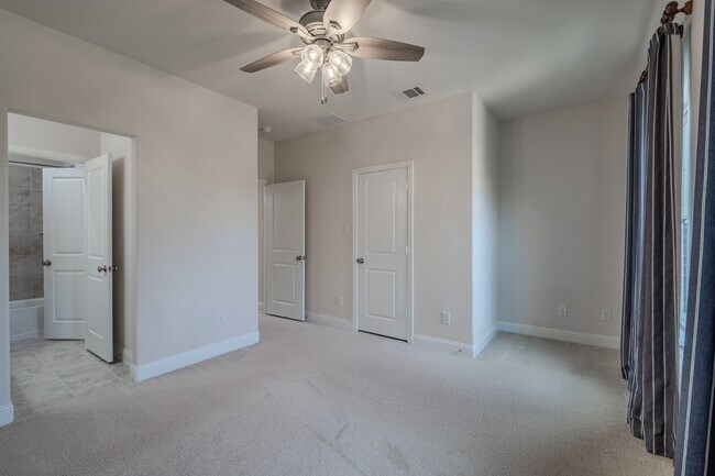 Building Photo - 1117 Ferndale Dr