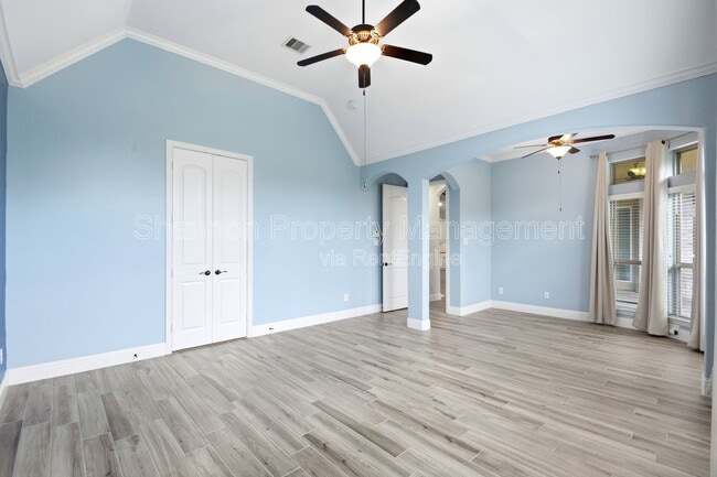 Building Photo - 5818 Fairway Shores Ln