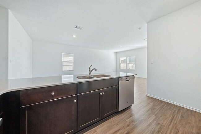 Building Photo - 13601 Mussel Rn