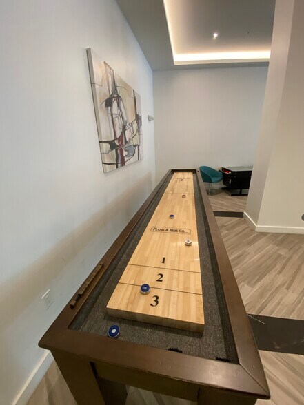 Building Photo - 2164 NE 167th St