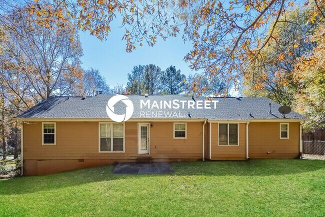 Building Photo - 3 Bedroom Pet-Friendly Home in Conyers, GA with Main Street Renewal
