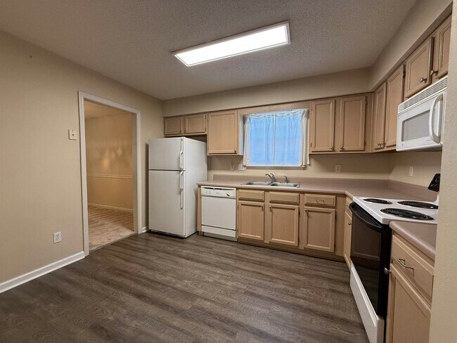 Building Photo - 1322 Hidden Timbers Pl