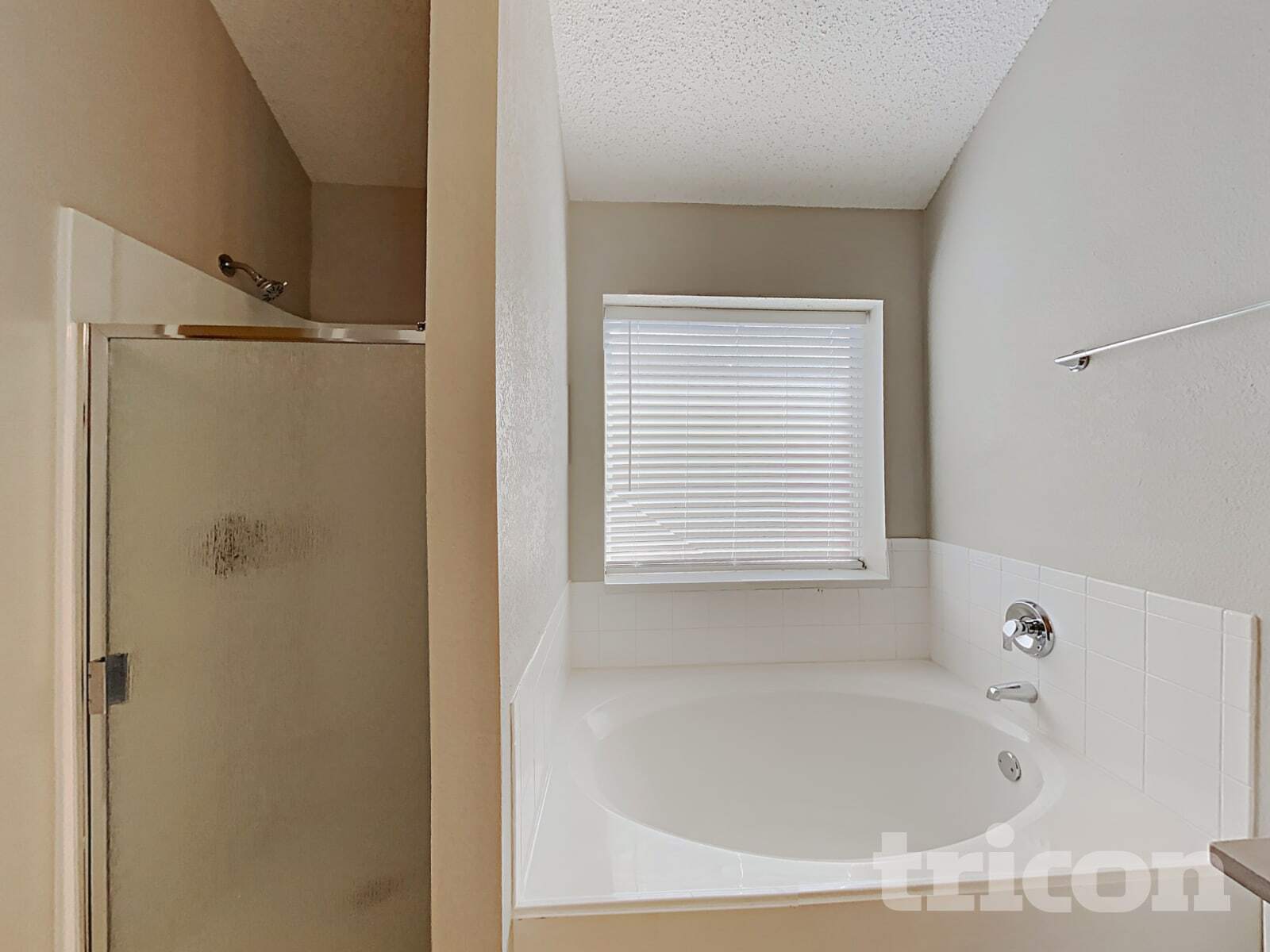 Building Photo - 1703 Ash Ln