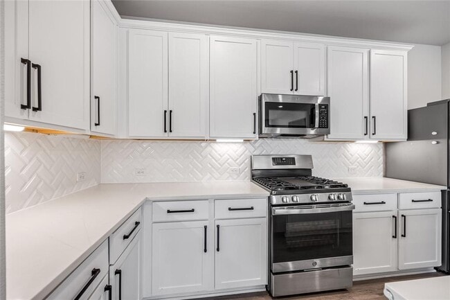 Building Photo - 7526 Cascades Pass Dr