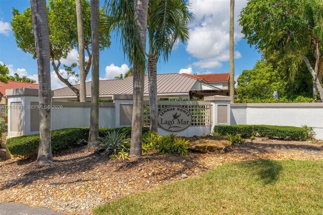 Building Photo - 8113 SW 157th Ct