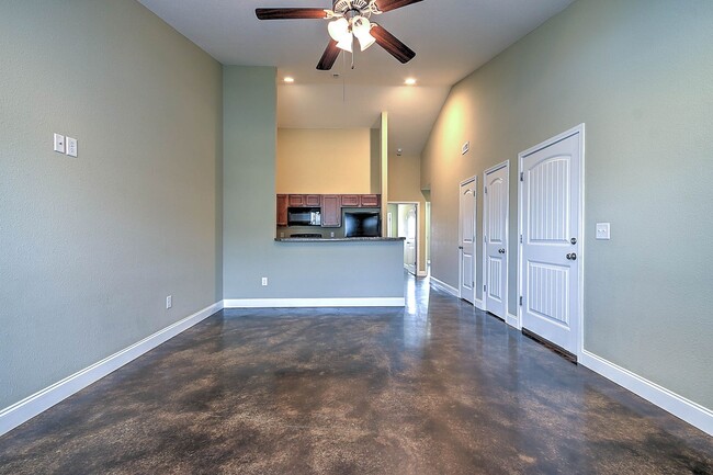 Building Photo - 31 Sutter Pl