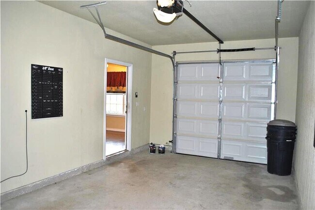 Building Photo - 1640 Co Rd 228