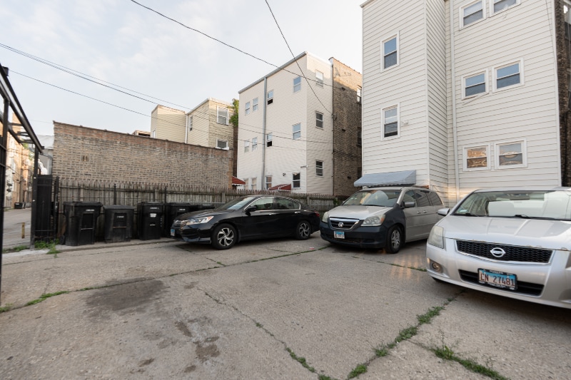 Building Photo - 4627 N Monticello Ave