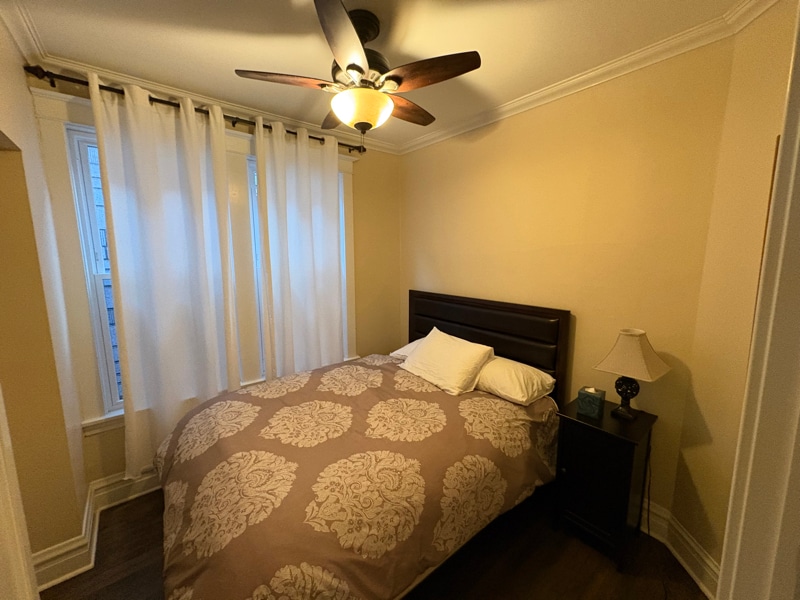 Building Photo - 3049 N Leavitt St