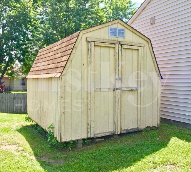 Building Photo - 10531 Moqui Ct