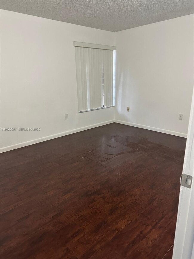 Building Photo - 9255 SW 125th Ave