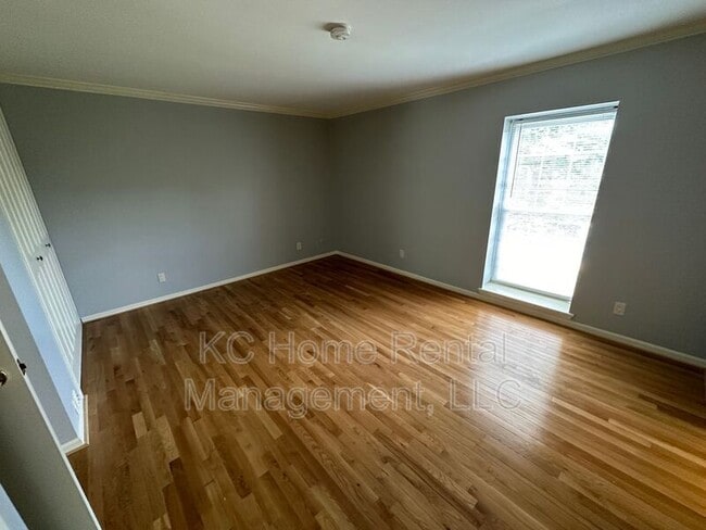 Building Photo - 5197 W 75th St