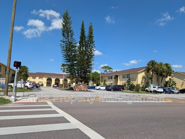 Building Photo - 7512 Dolonita Dr
