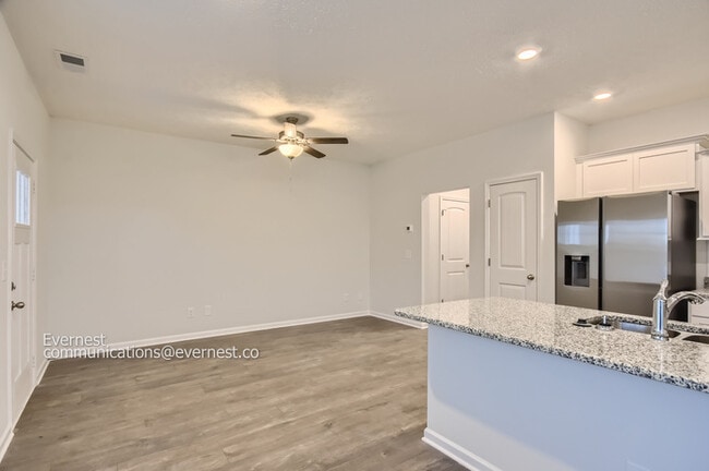 Building Photo - 351 Raines Ct