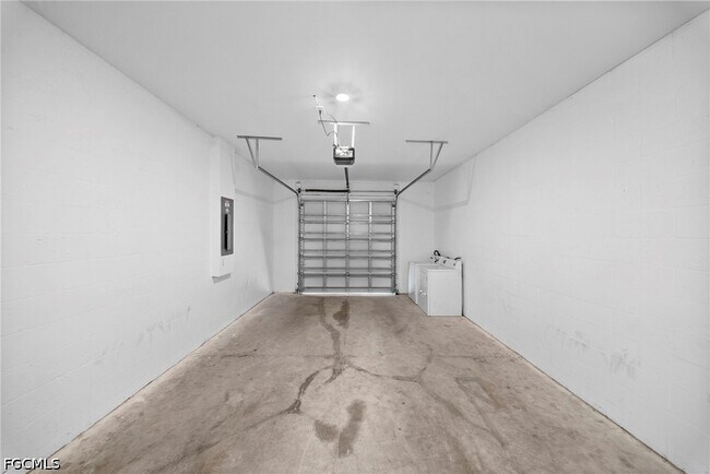 Building Photo - 4716 29th St SW