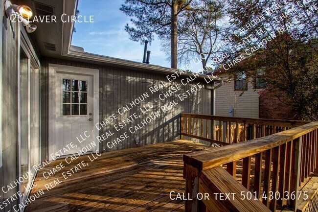 Building Photo - 20 Laver Cir