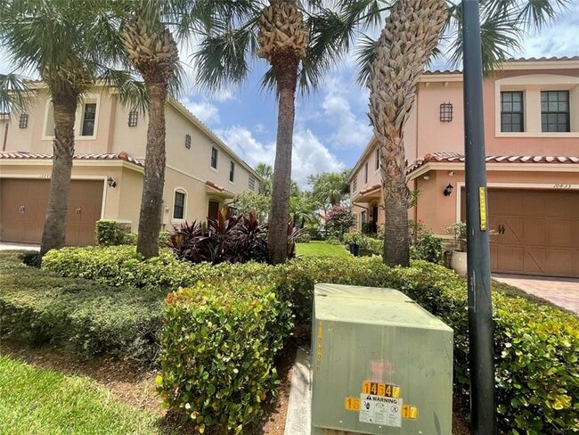 Building Photo - 10845 NW 74th Dr