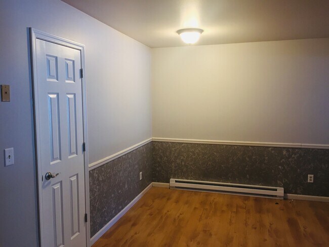 Kitchen area - 329 E Green Meadow Dr