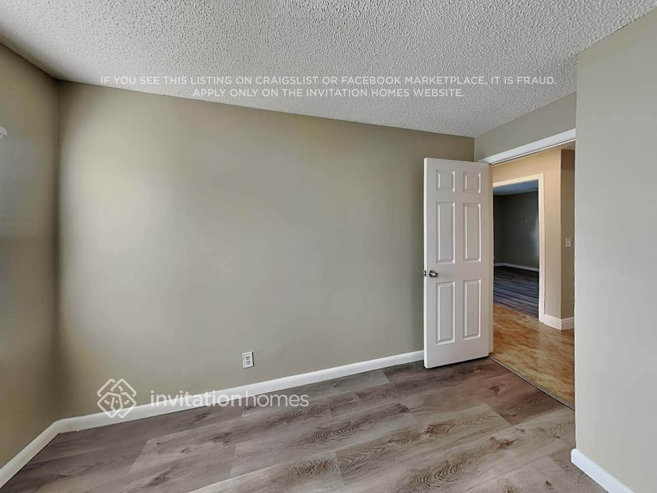 Building Photo - 9640 Richmond Cir